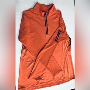 Pre-loved Rei T-shirt